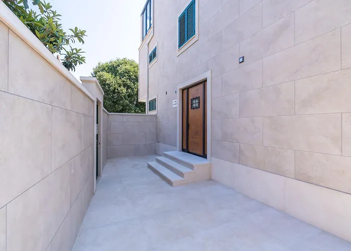 Palo Alto,free Parking * Dubrovnik