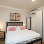 Palo Alto,free Parking 杜布罗夫尼克