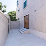 Palo Alto,free Parking * Dubrovník