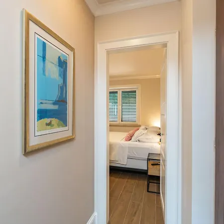 Palo Alto,free Parking Apartment